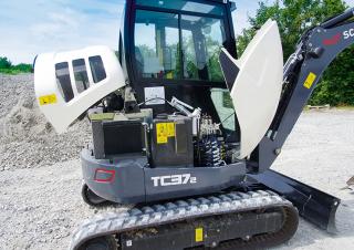 Mini bageri Schaeff TC 37-2