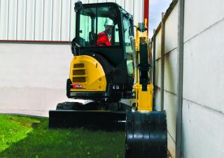 Mini bageri Yanmar VIO 38 UCR