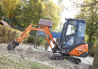 Mini bageri Hitachi ZX 14-3