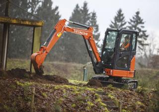 Mini bageri Hitachi ZX26U-5