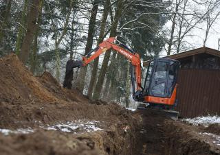 Mini bageri Hitachi ZX33U-5A