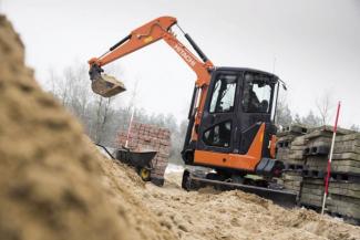 Mini bageri Hitachi ZX38U-5A