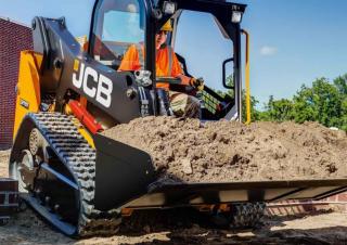 Mini utovarivači JCB 215T