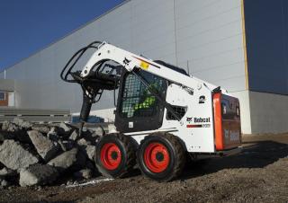Mini utovarivači Bobcat S450