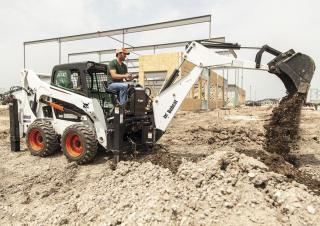 Mini utovarivači Bobcat S530