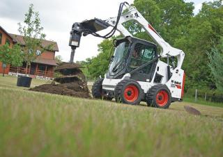 Mini utovarivači Bobcat S590