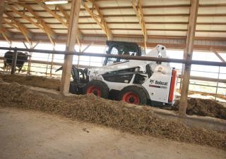 Mini utovarivači Bobcat S590