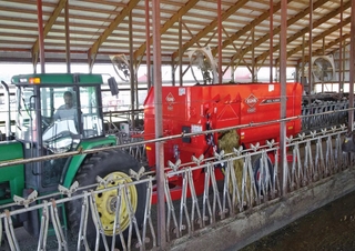 Tehnologije hranjenja Mješalice za hranu Kuhn RA 142