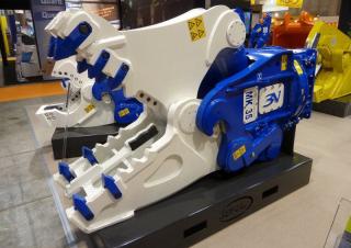 Prilozi Multi- procesori TREVI BENNE MK 35