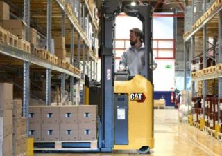 Paletni viličari Paletni viličar za stojeće rukovatelje Caterpillar NSR16N2I