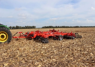 Pločasto-cinčana drljača Kuhn Excelerator 8010-11
