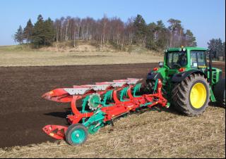 Plugovi Kverneland 150 S 85 Vari.