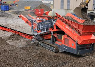 Pokretna postrojenja za prosijavanje Terex-Finlay 873+ Spaleck