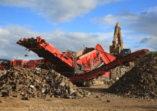 Pokretna postrojenja za prosijavanje Terex-Finlay 873+ Spaleck