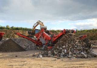 Pokretna postrojenja za prosijavanje Terex-Finlay 873+ Spaleck