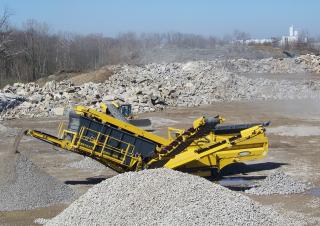 Pokretna postrojenja za prosijavanje Keestrack Explorer 1800-3 Deck