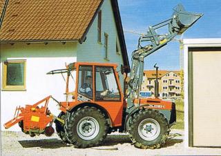 Vozila Prednje kuke za komunalne traktore Holder C 860