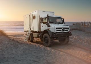 Vozila Prednje kuke za komunalne traktore Unimog U 4023 Euro 6