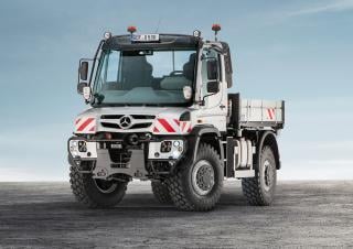 Vozila Prednje kuke za komunalne traktore Unimog U 530 Euro 6