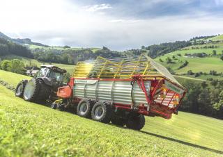 Prikolice za silažu Pöttinger Boss 3210 LP Master