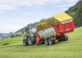 Prikolice za silažu Pöttinger Boss 3240 DB Master