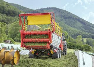 Prikolice za silažu Pöttinger Boss 3240 DB Master
