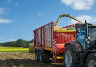 Prikolice za silažu Pöttinger Jumbo 7220 D