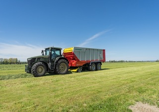 Prikolice za silažu Pöttinger Jumbo 7470