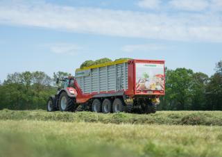 Prikolice za silažu Pöttinger Jumbo 7540