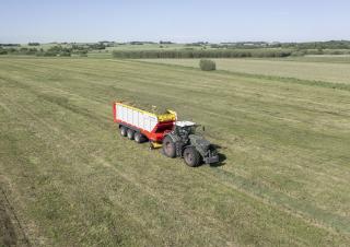 Prikolice za silažu Pöttinger Jumbo 8540