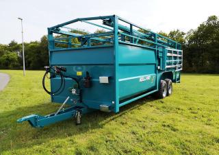 Transportne tehnologija Prikolice za stoku Rolland ROLLVAN 74
