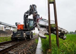 Prilozi Pulverizatori za beton Demarec DRC-25