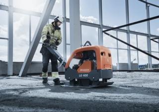 Kompaktori s vibracionim pločama Reverzibilni kompaktori s vibracionim pločama Husqvarna LG 400