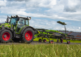 Rotacijske grablje Fendt Former 1502