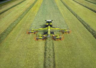 Rotacijske grablje Claas Liner 4800 Business pro 