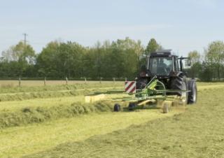 Rotacijske grablje Krone Swadro 35