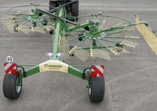 Rotacijske grablje Krone Swadro TS 680