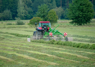 Rotacijske grablje Pronar ZKP 801