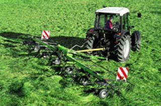 Rotacioni prevrtači DEUTZ-FAHR CoM 8331