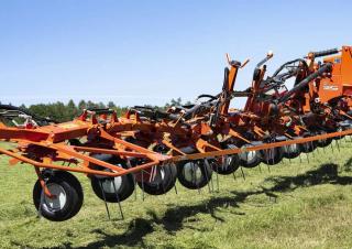 Rotacioni prevrtači Kuhn GF 17003 T