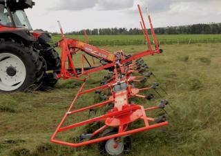 Rotacioni prevrtači Kuhn GF 8700