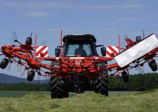 Rotacioni prevrtači Kuhn GF 8700