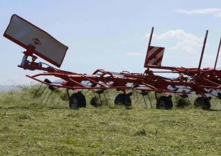 Rotacioni prevrtači Kuhn GF 8700