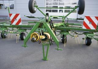 Rotacioni prevrtači Krone KWT 8.82/8