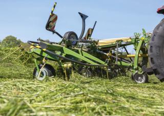 Rotacioni prevrtači Krone Vendro 560
