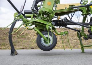Rotacioni prevrtači Krone Vendro 560