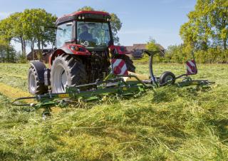 Rotacioni prevrtači Krone Vendro 620