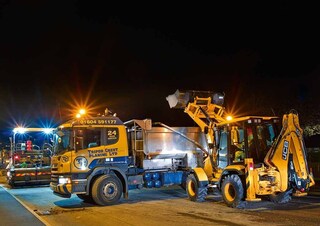 Rovokopači-utovarivači JCB 3CX Compact Plus
