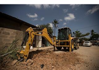 Rovokopači-utovarivači Caterpillar 426F2