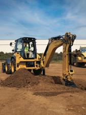 Rovokopači-utovarivači Caterpillar 444E 4x4
